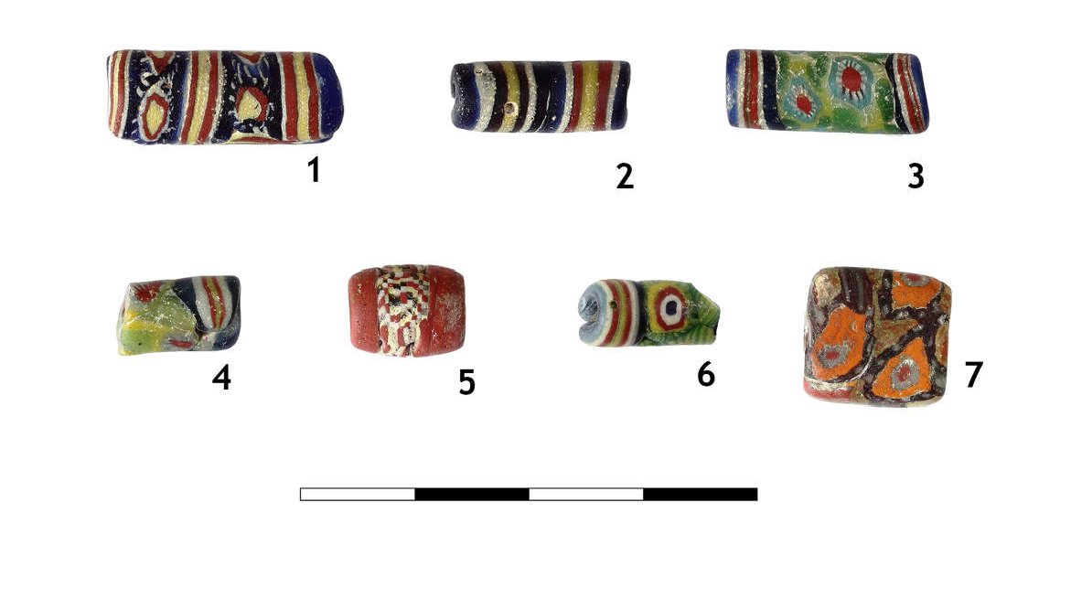 Рис. 3. Мозаичные бусы.