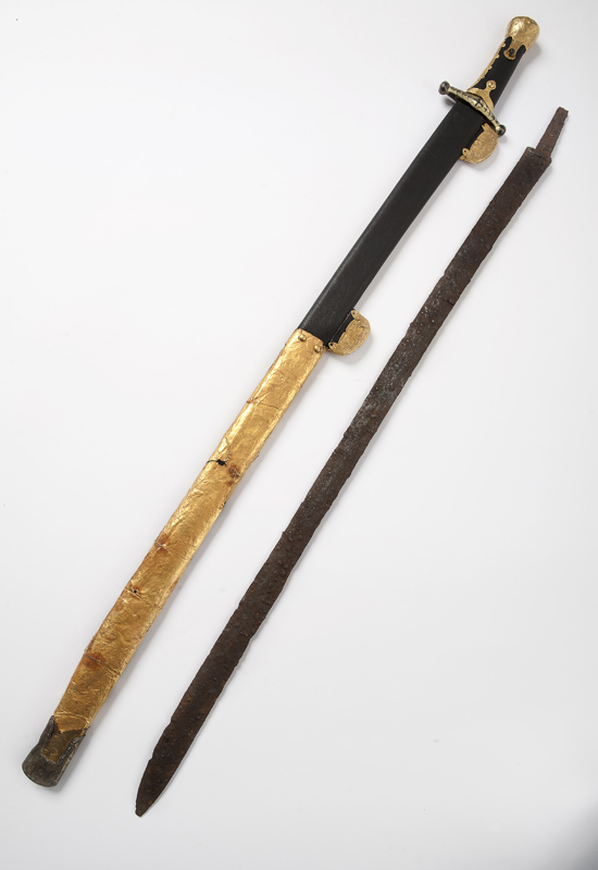 Sabre with gold fittings