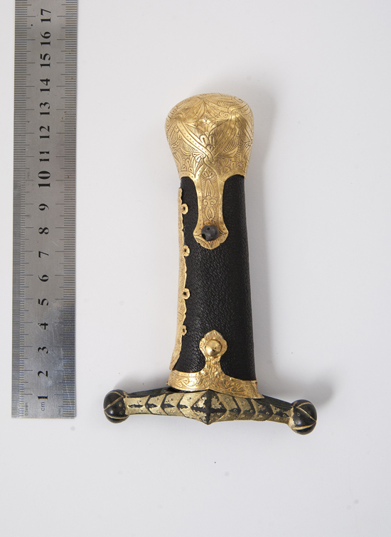 Sabre with gold fittings