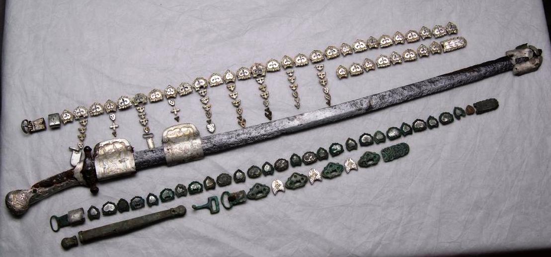 Sabre with silver fittings with floral ornaments